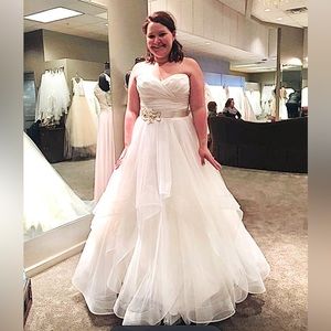 WToo by Watters Wedding Dress Style 14430 Color: Ivory Size 16W